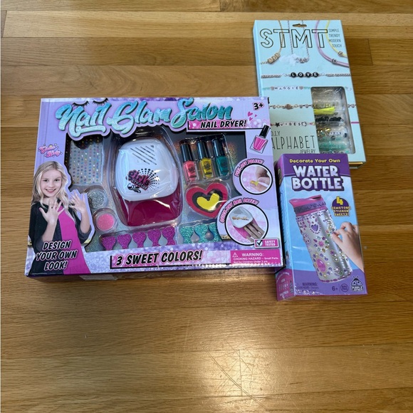 Other - Girl’s Ultimate DIY Craft & Spa Gift Set birthday for girls NWT